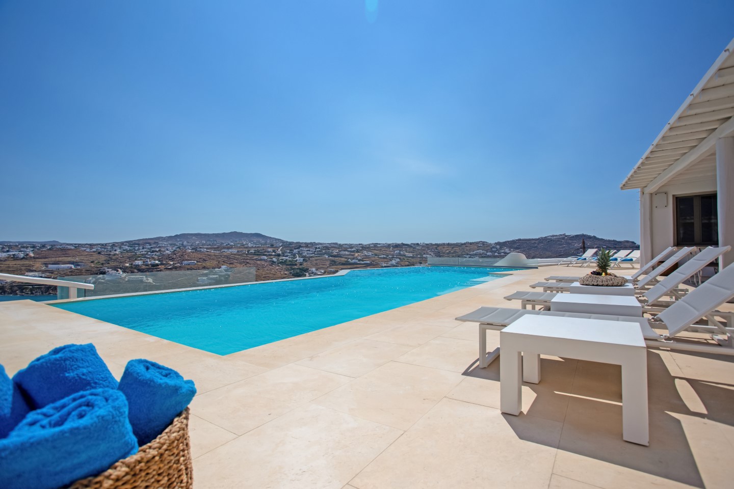 Villa Anemone Mykonos - Luxury Villa for large groups, 2 pools