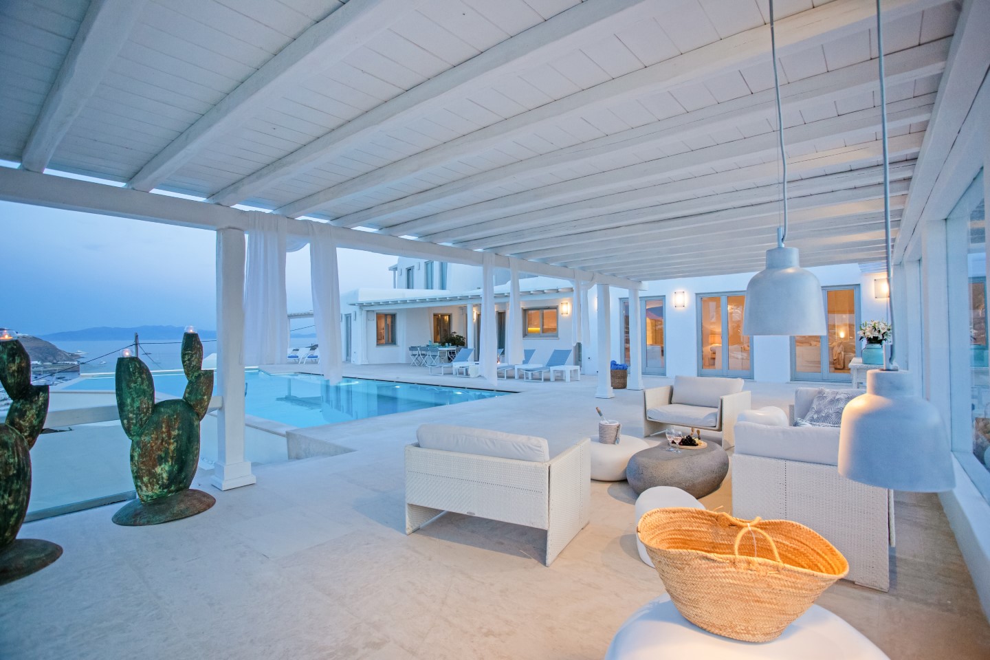 Villa Anemone Mykonos - Luxury Villa for large groups, 2 pools