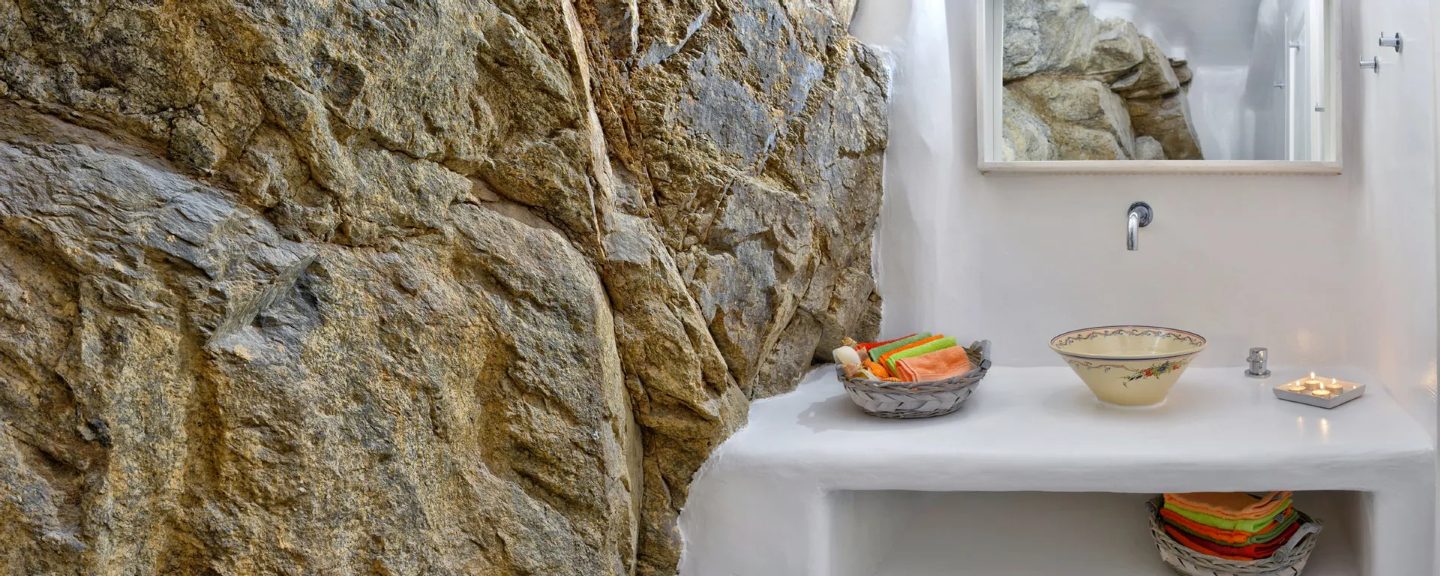 Villa Desire III Mykonos -3 bedroom villa with shared pool, Psarou