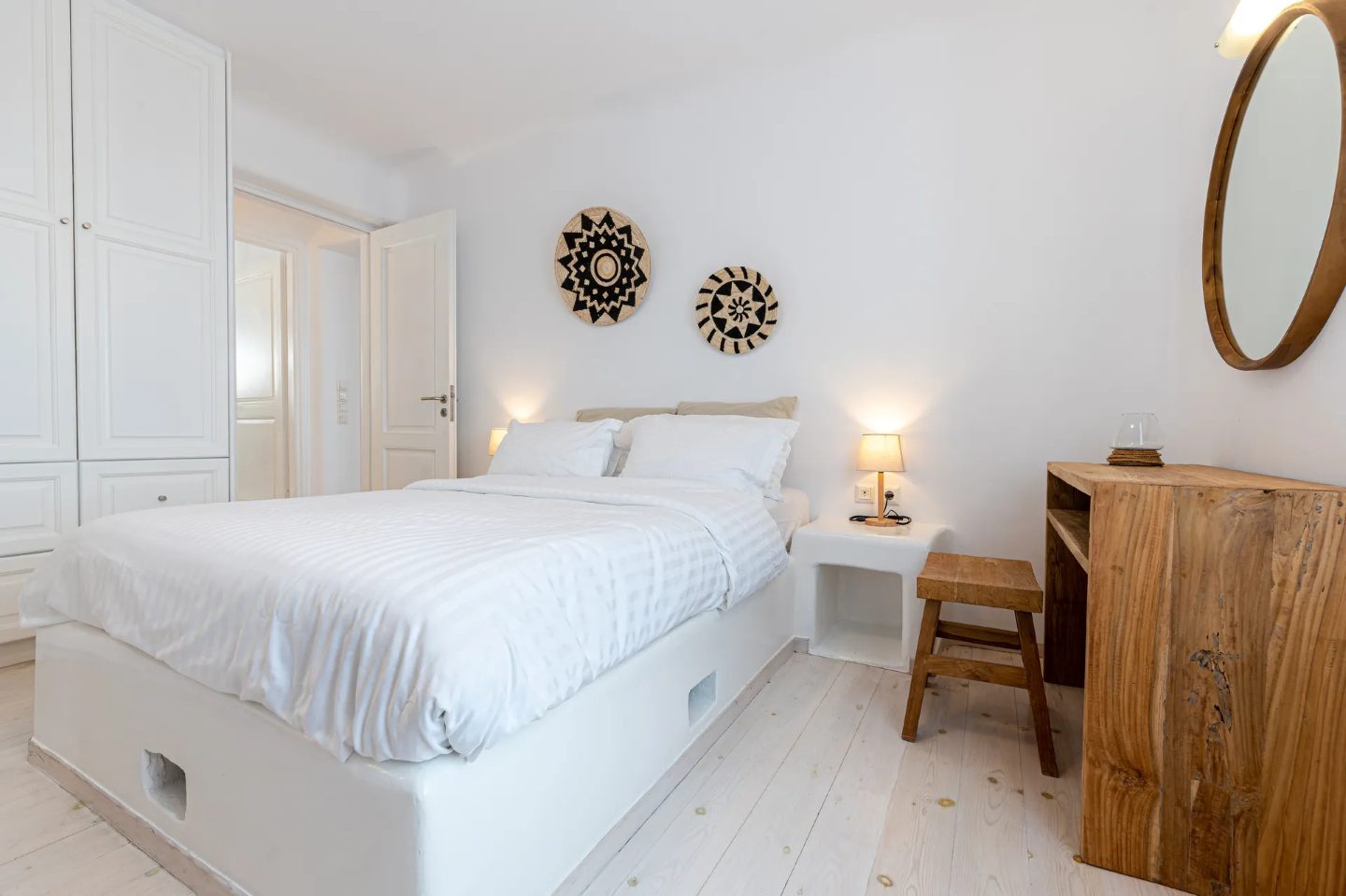 Villa Desire III Mykonos -3 bedroom villa with shared pool, Psarou