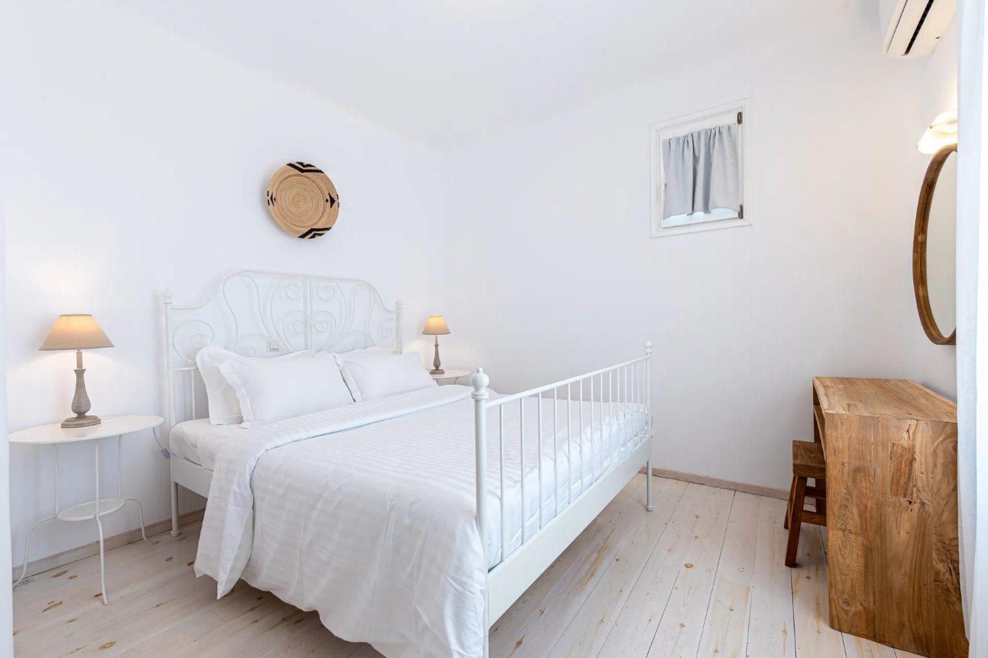 Villa Desire III Mykonos -3 bedroom villa with shared pool, Psarou