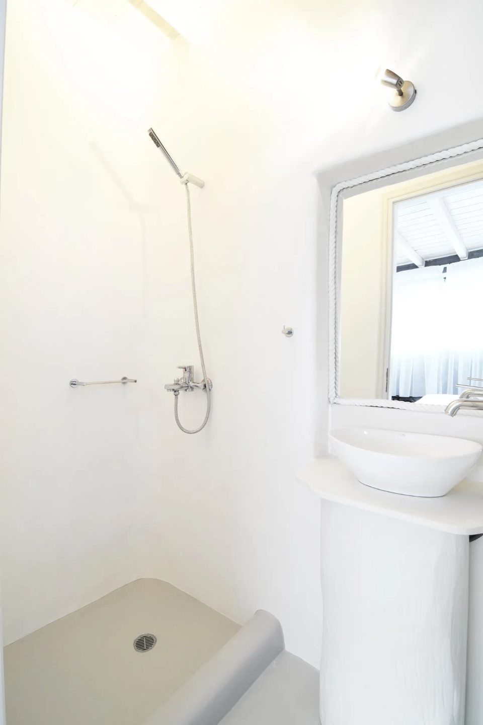 Villa Desire III Mykonos -3 bedroom villa with shared pool, Psarou