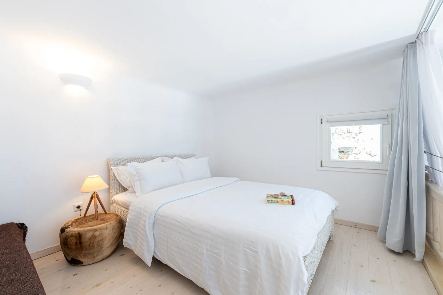 Villa Desire III Mykonos -3 bedroom villa with shared pool, Psarou