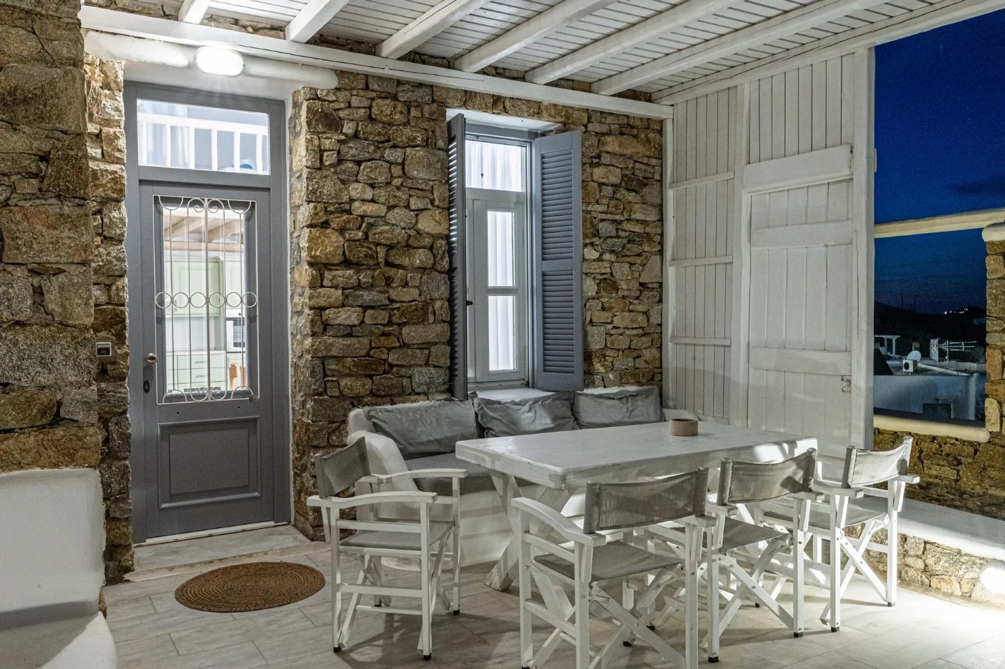 Villa Desire III Mykonos -3 bedroom villa with shared pool, Psarou