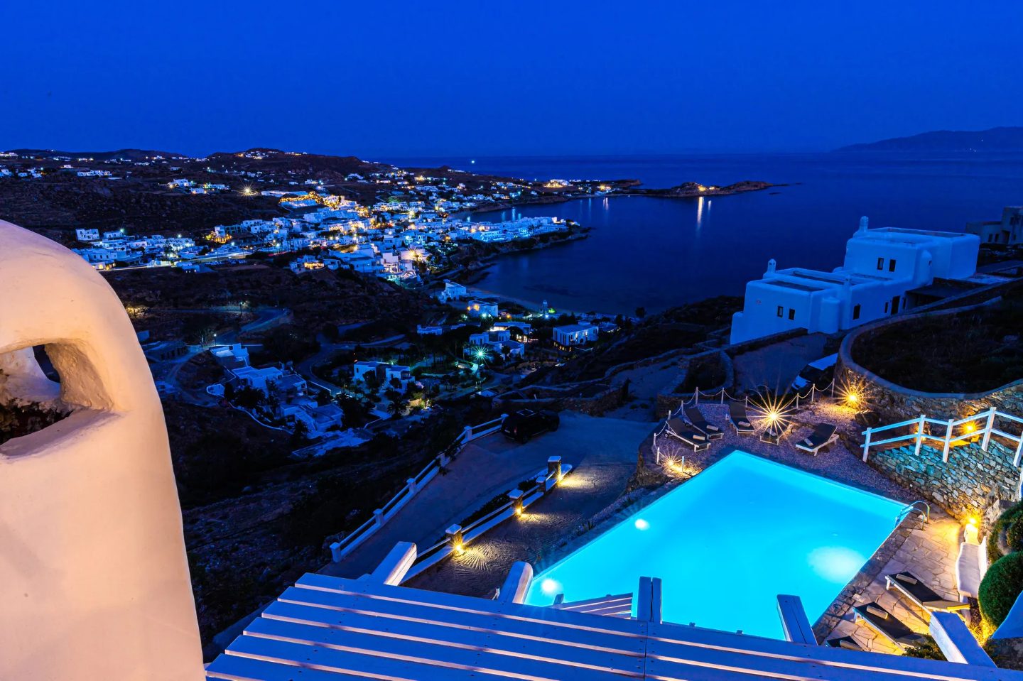 Villa Desire III Mykonos -3 bedroom villa with shared pool, Psarou