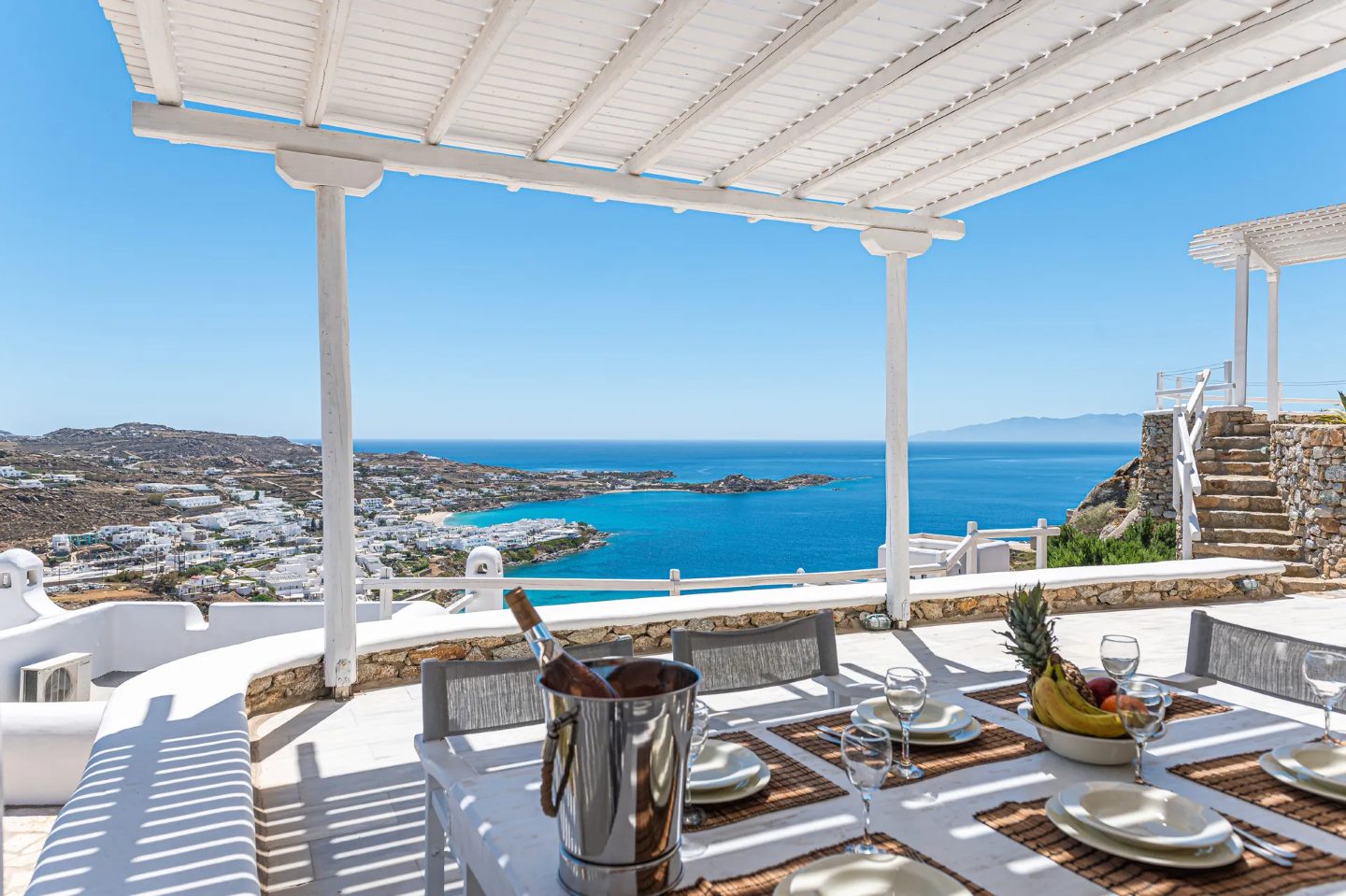Villa Desire III Mykonos -3 bedroom villa with shared pool, Psarou