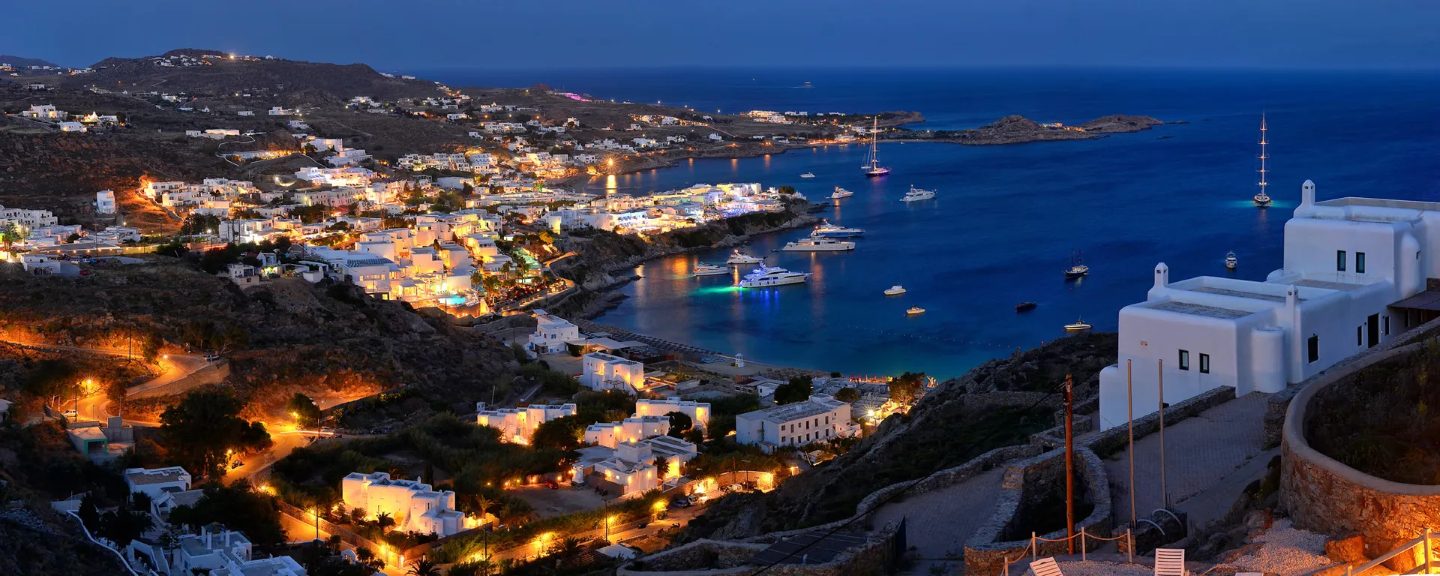 Villa Desire III Mykonos -3 bedroom villa with shared pool, Psarou