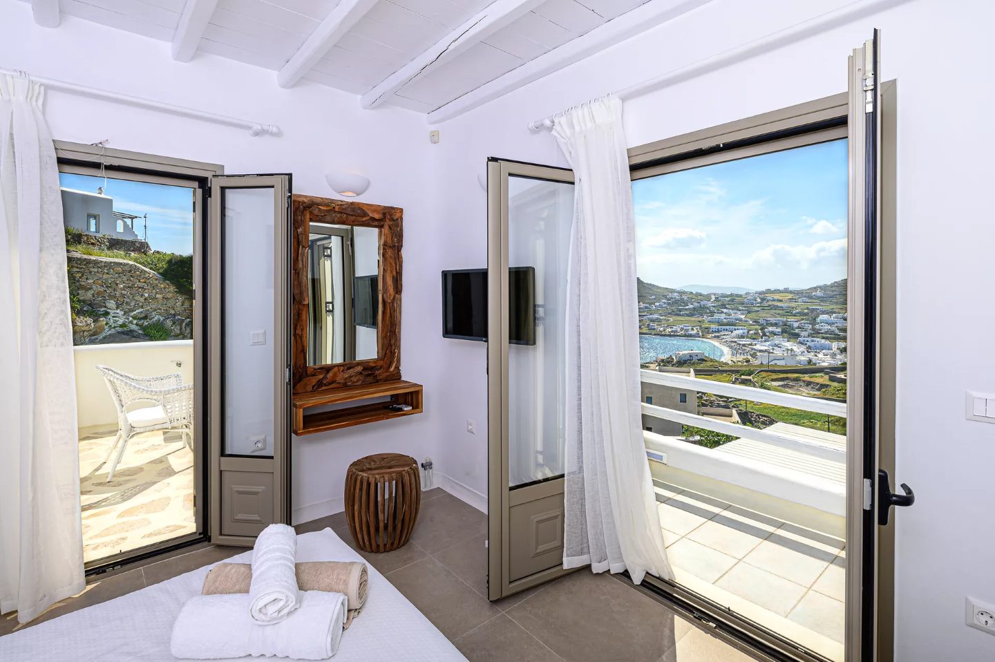 Villa Harmony Mykonos - 4 bedroom villa with private pool, Greece