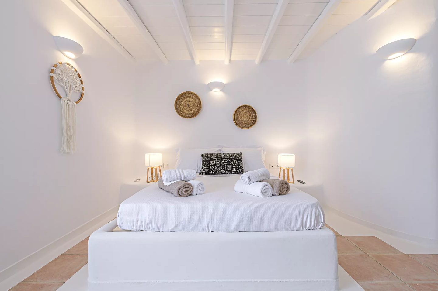 Villa Irianna Mykonos - 3 bedroom Villa, Agios Lazaros, near Ornos