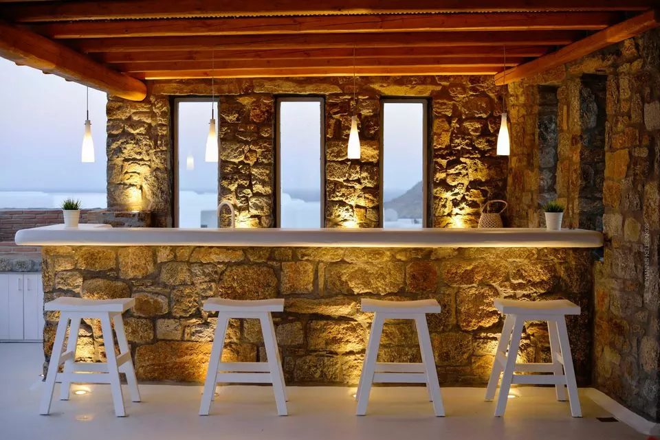 Villa Pathos Mykonos - 4 bedroom family property over Elia Beach