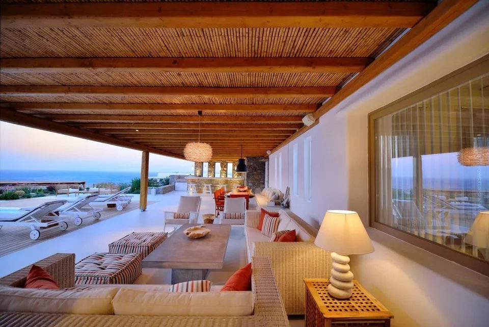 Villa Pathos Mykonos - 4 bedroom family property over Elia Beach