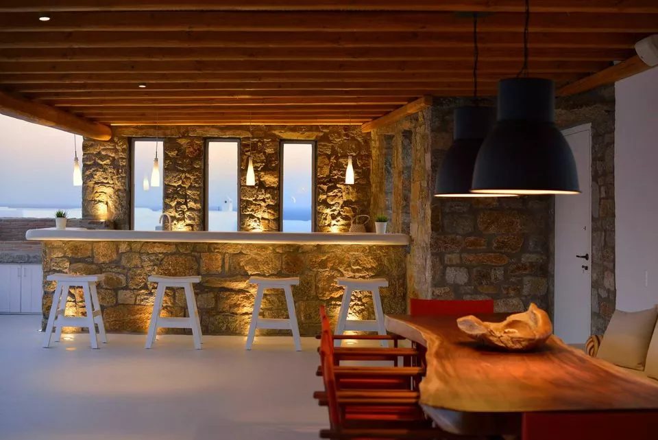 Villa Pathos Mykonos - 4 bedroom family property over Elia Beach
