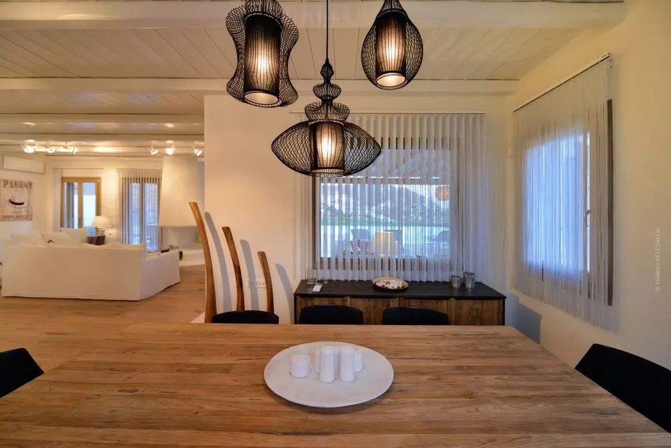 Villa Pathos Mykonos - 4 bedroom family property over Elia Beach