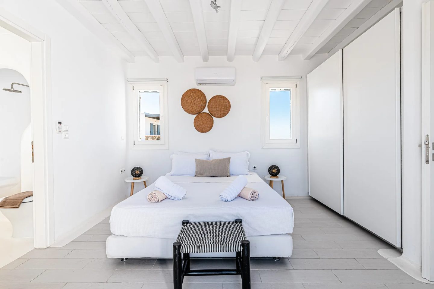 Villa Stone Mykonos - 5 berdoom villa | View of Mykonos Windmills