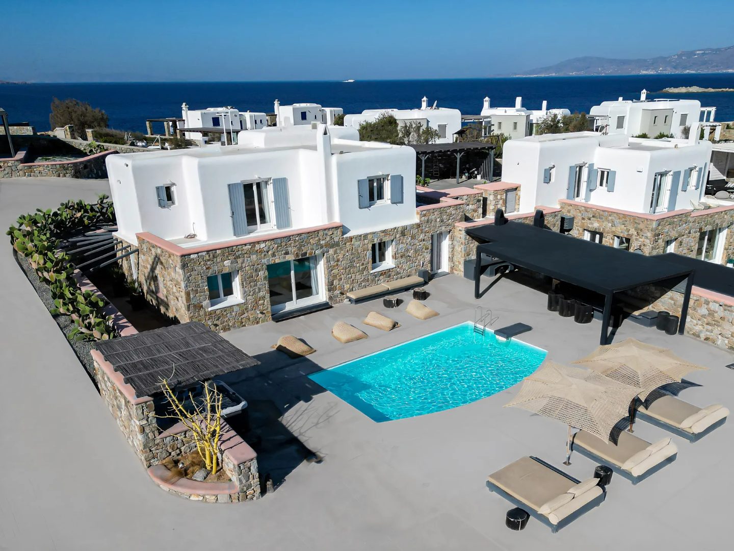 Villa Stone Mykonos - 5 berdoom villa | View of Mykonos Windmills