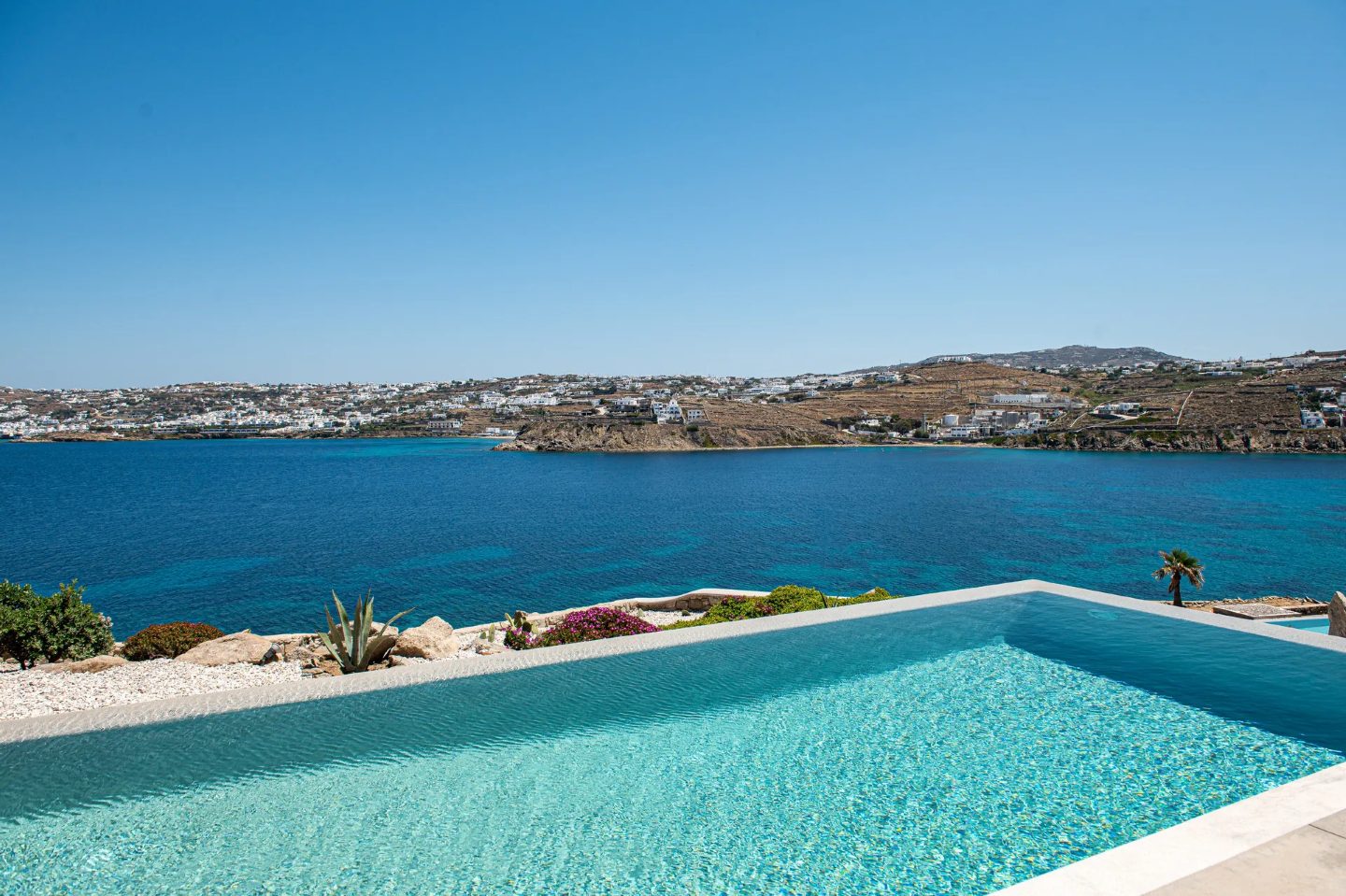 Villa Tulip in Mykonos island - Book now at the best rate online!