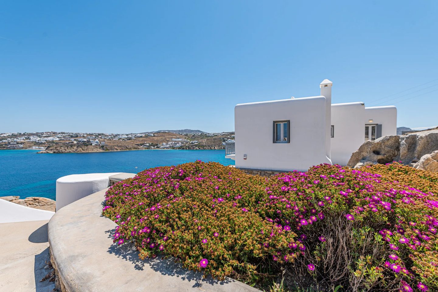 Villa Tulip in Mykonos island - Book now at the best rate online!