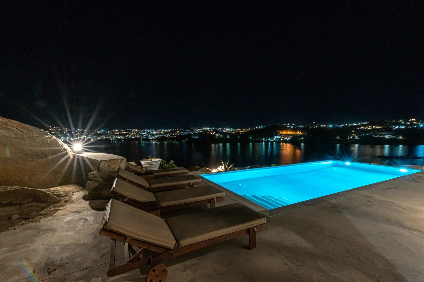 Villa Tulip in Mykonos island - Book now at the best rate online!