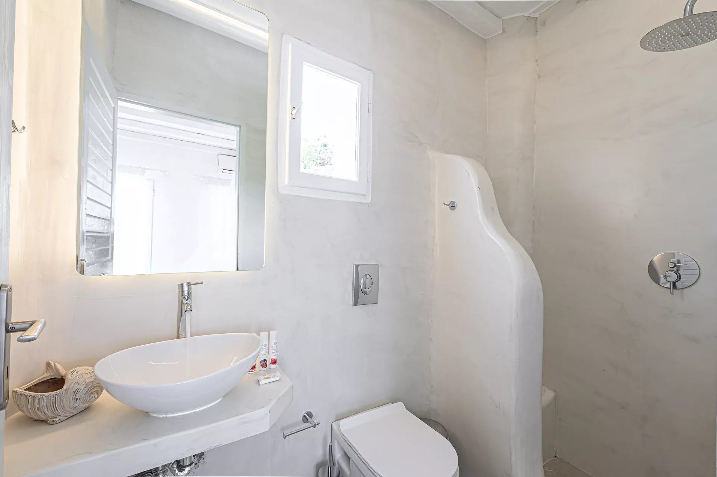 Villa Atlas Mykonos - Perfect budget villa for 8 guests, near Ornos