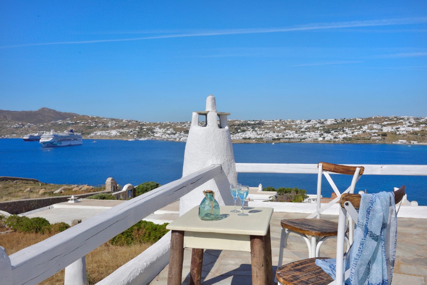 Villa Kanalia Mykonos is a superb 7 bedroom villa with sea view