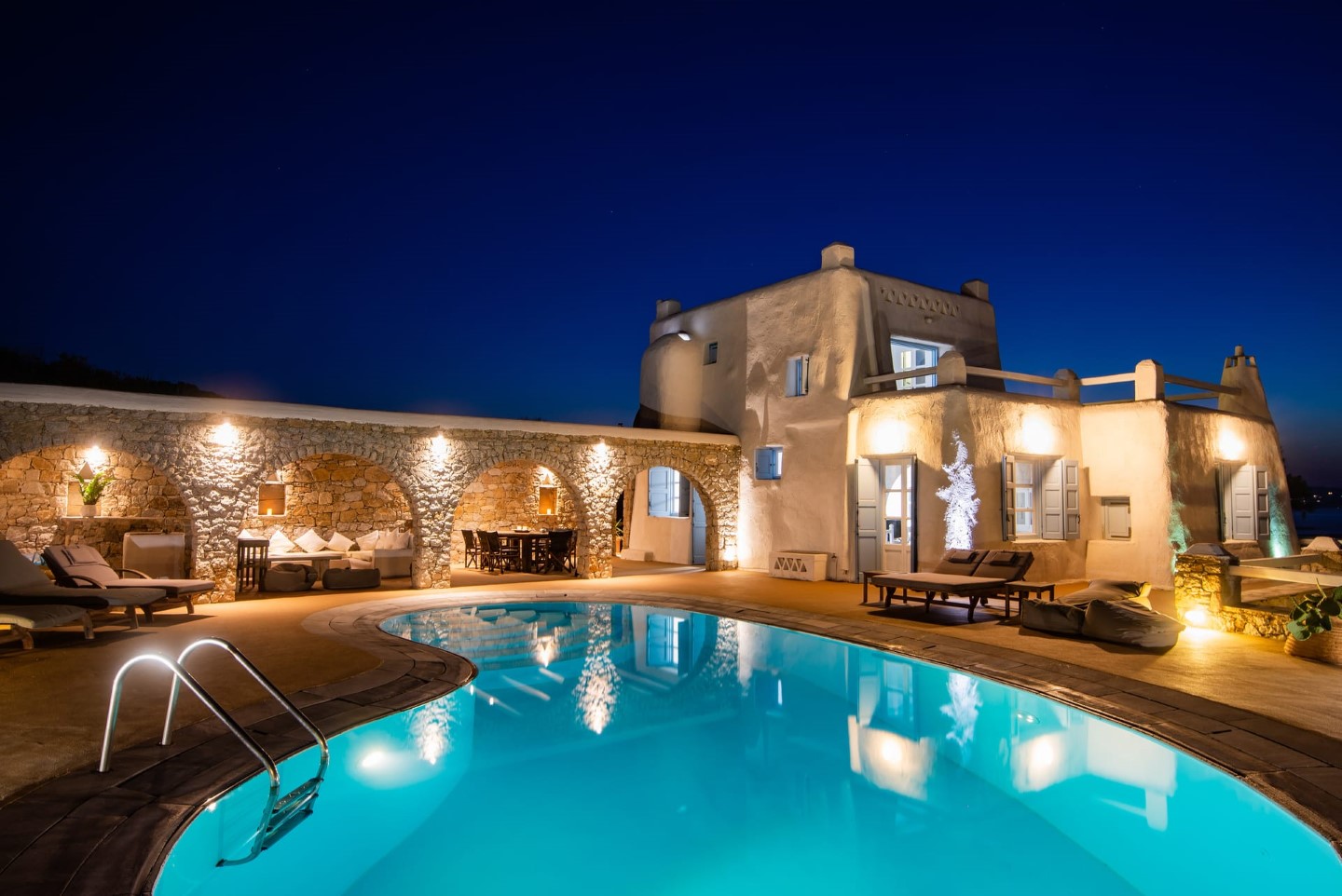 Villa Kanalia Mykonos is a superb 7 bedroom villa with sea view