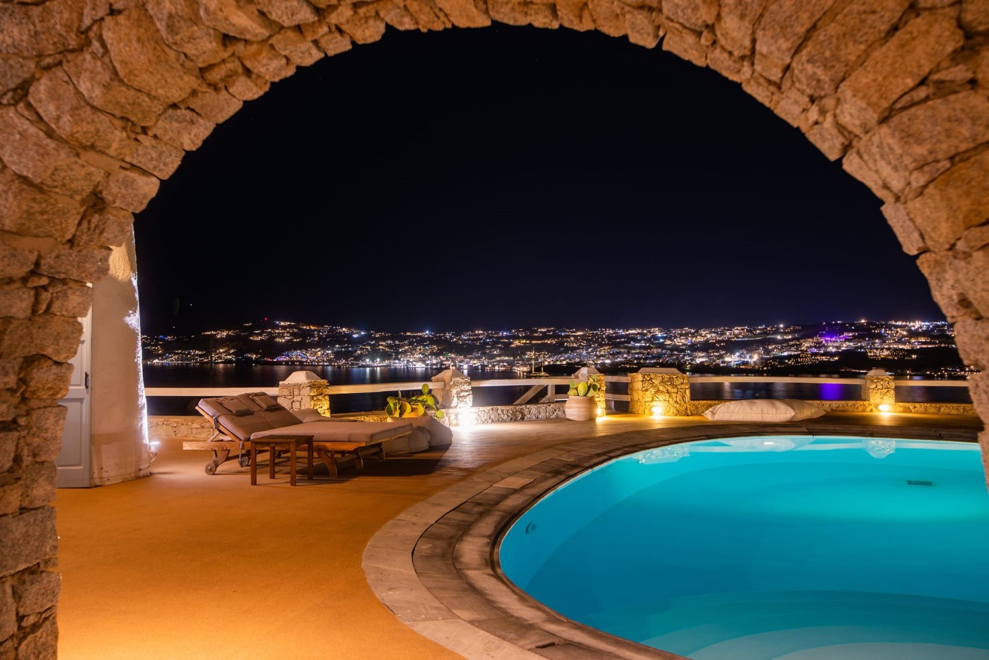 Villa Kanalia Mykonos is a superb 7 bedroom villa with sea view