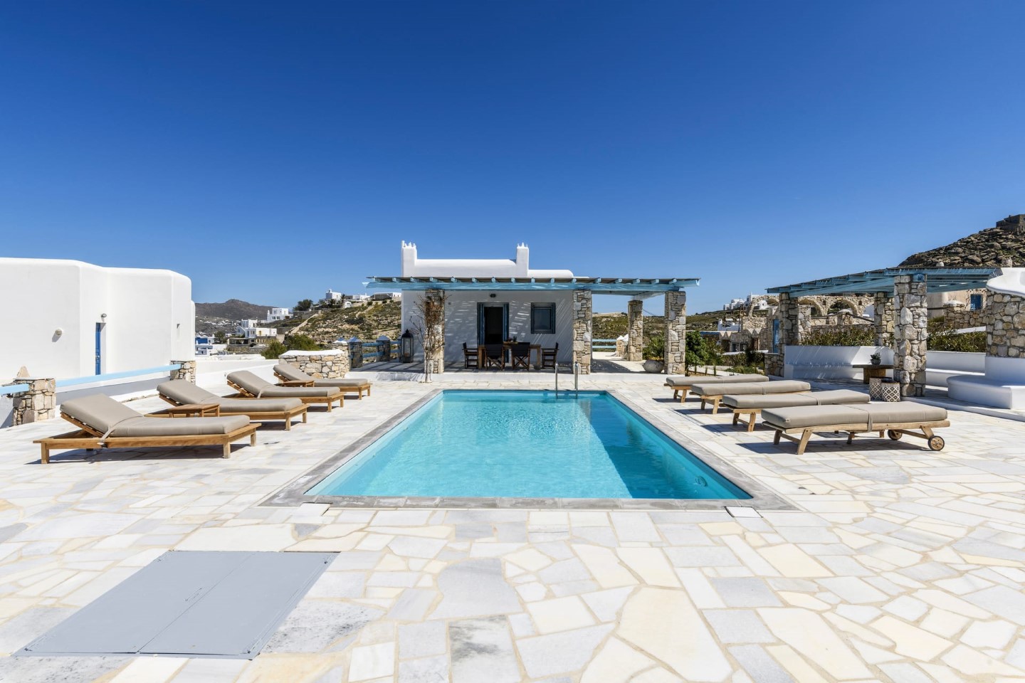 Villa White Star Mykonos | 4-Bed Luxury Villa with Pool & Town View