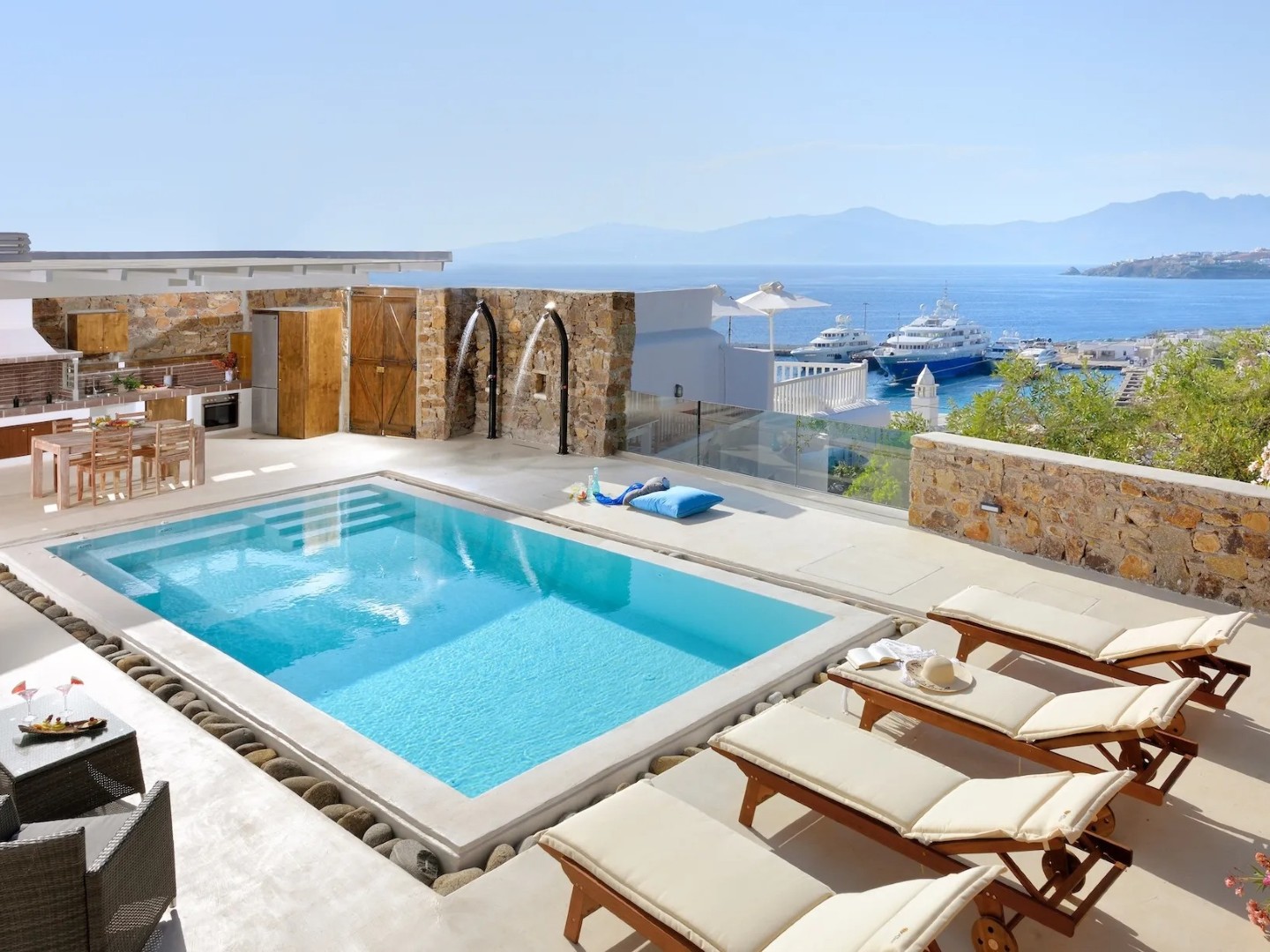 Villa Leonidas Mykonos (1) Villa Leonidas Mykonos | 2-Bed Luxury Villa with Pool into Town