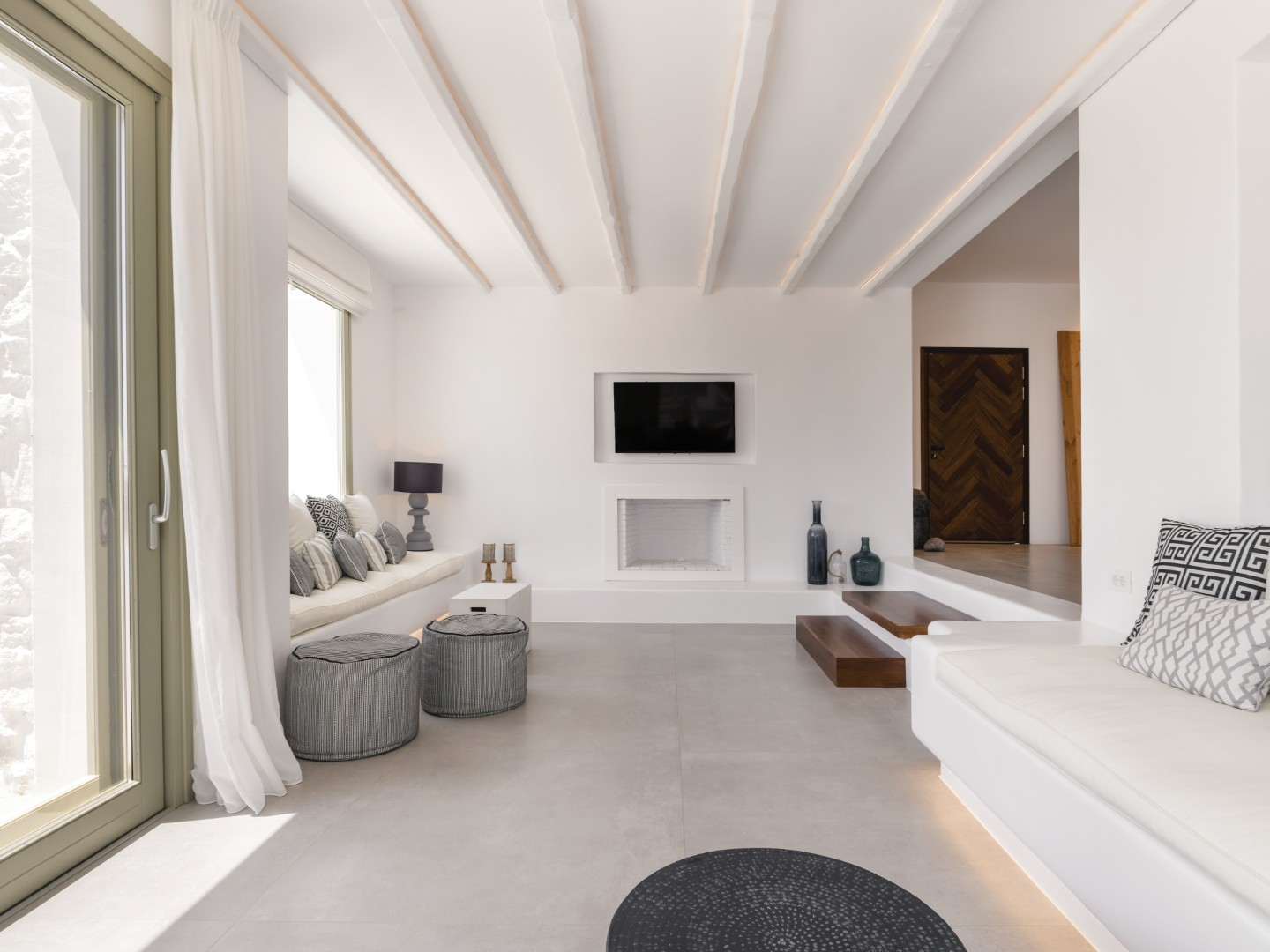 Villa Castle Mykonos | 6-Bed Luxury Villa in Kastro with Infinity Pool