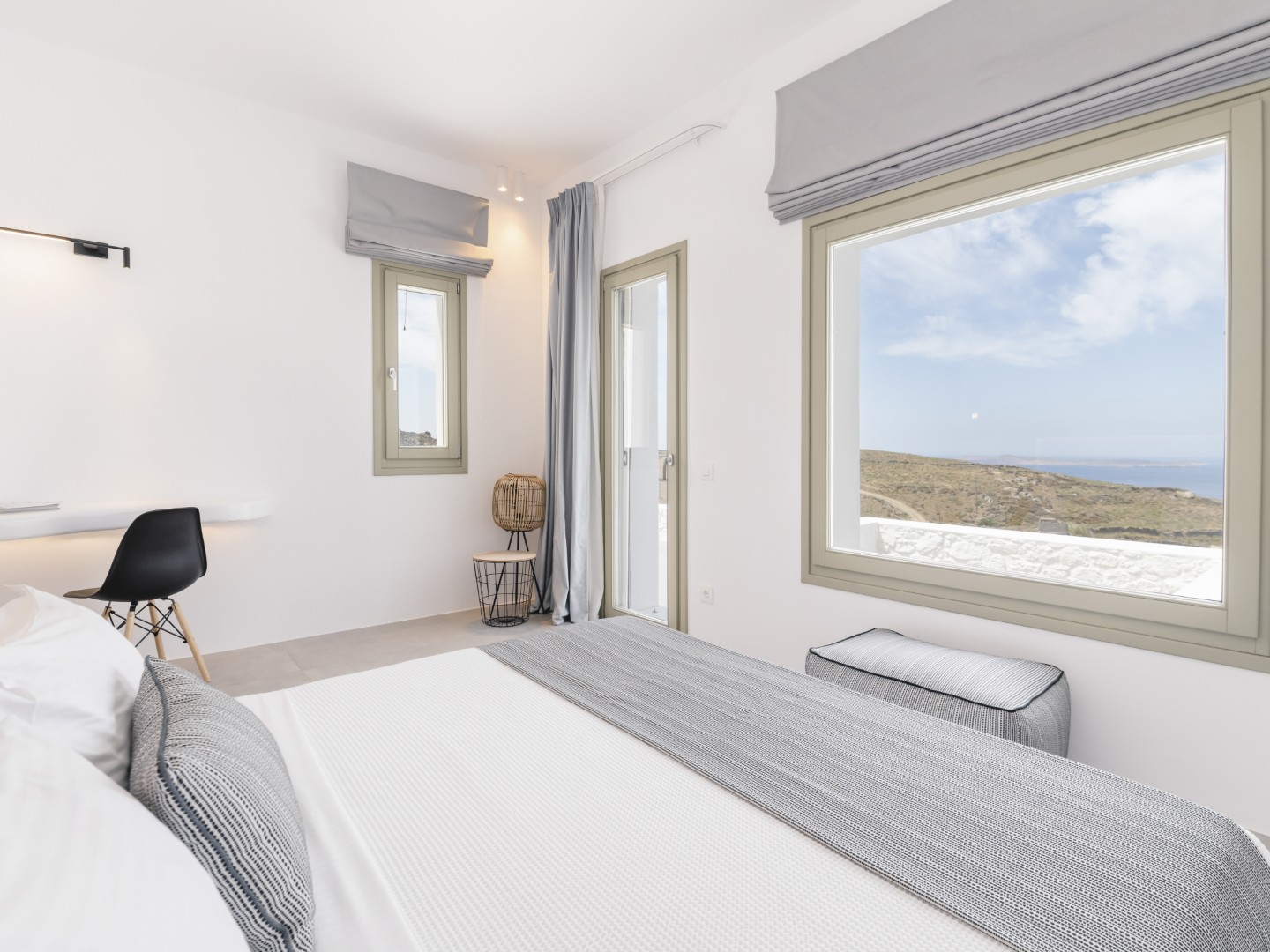 Villa Castle Mykonos | 6-Bed Luxury Villa in Kastro with Infinity Pool
