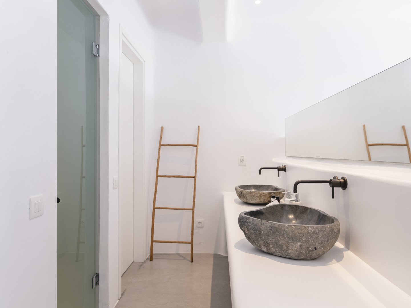 Villa Castle Mykonos | 6-Bed Luxury Villa in Kastro with Infinity Pool