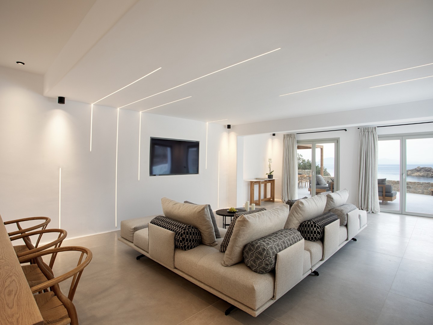 Villa Miracle Mykonos | Luxury Villa for 11 guests at Super Paradise