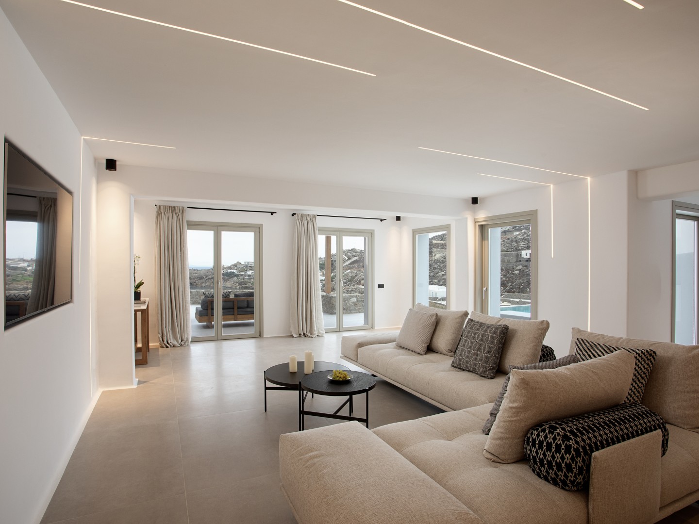 Villa Miracle Mykonos | Luxury Villa for 11 guests at Super Paradise