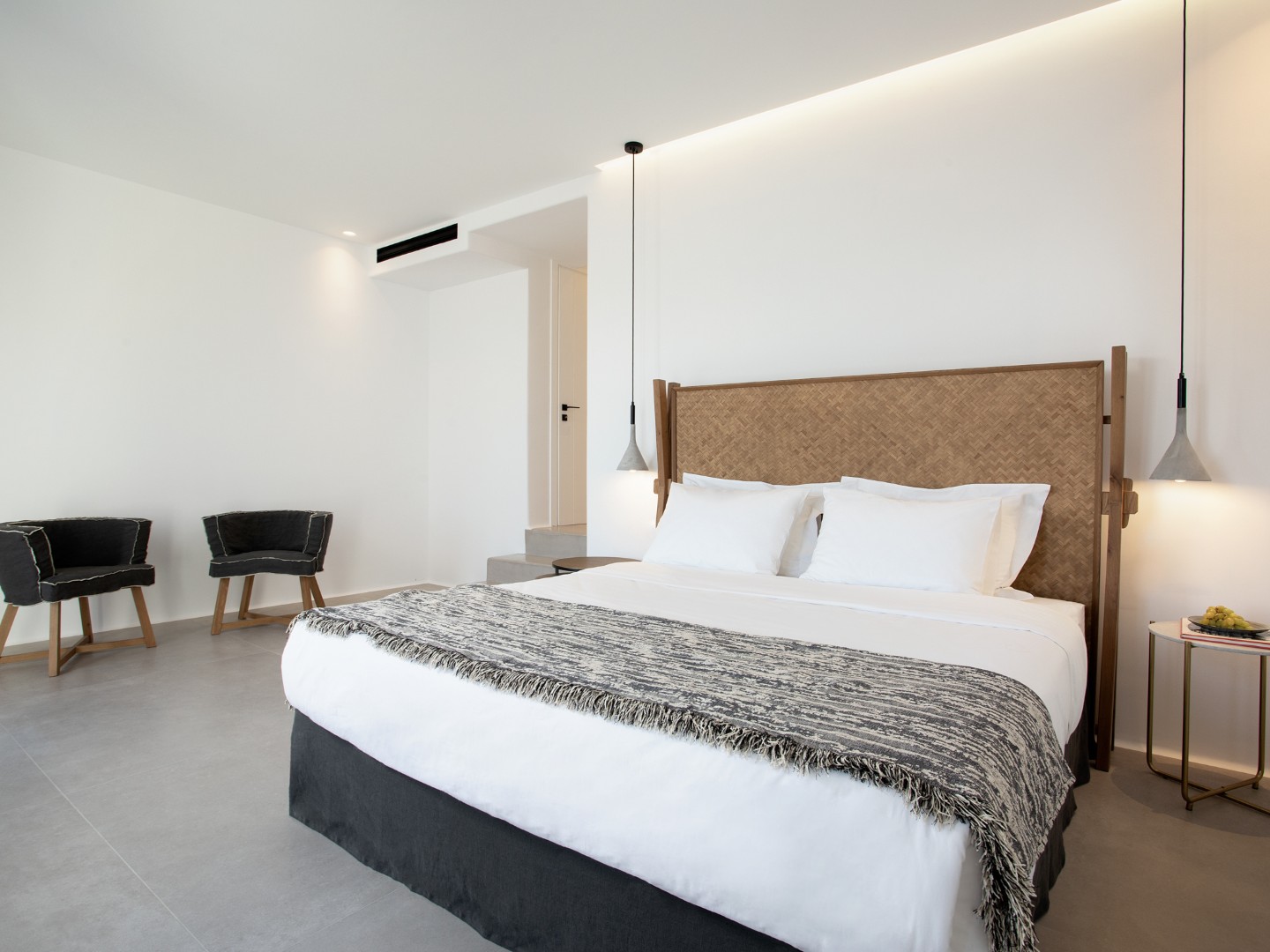 Villa Miracle Mykonos | Luxury Villa for 11 guests at Super Paradise