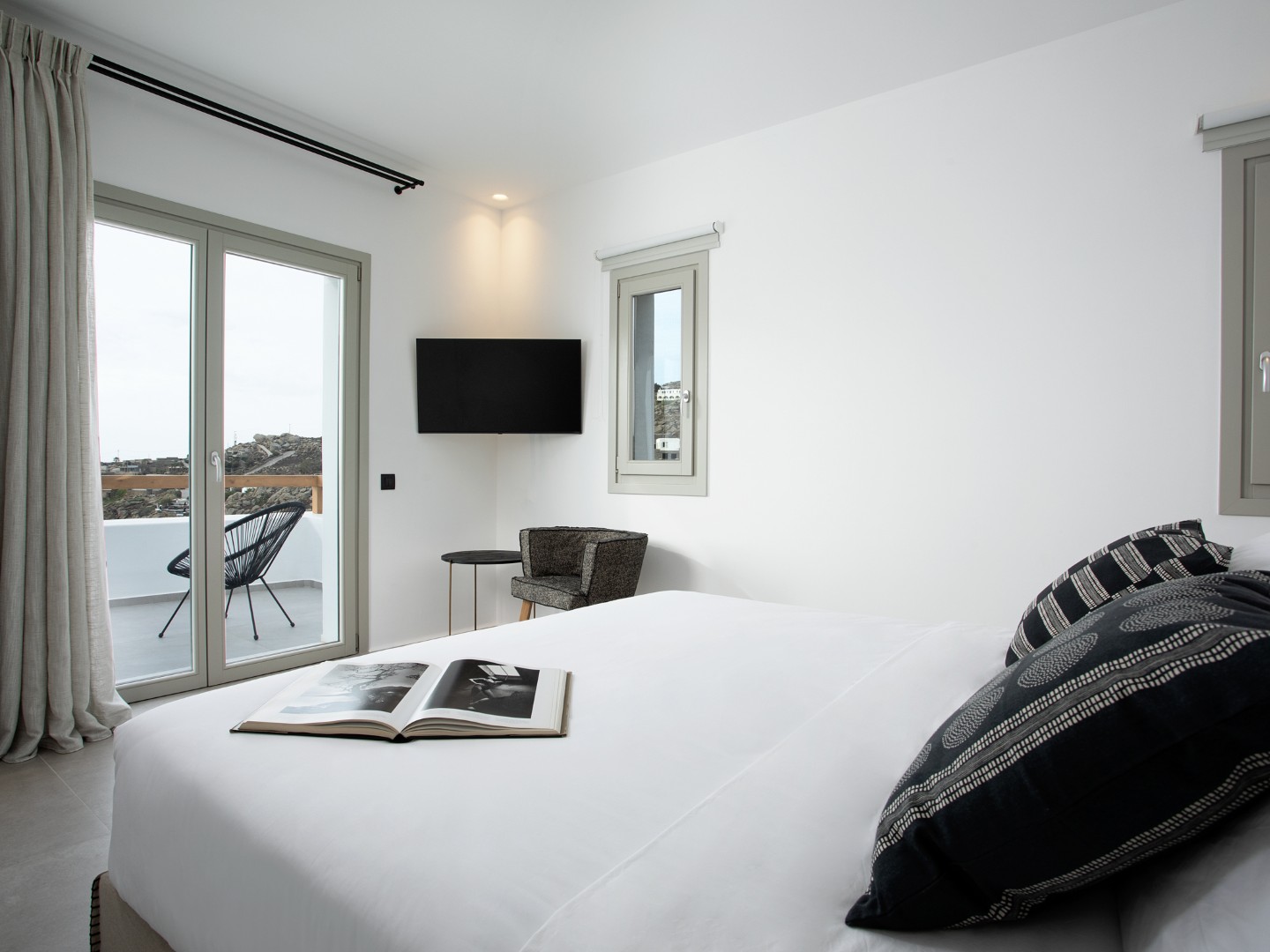Villa Miracle Mykonos | Luxury Villa for 11 guests at Super Paradise