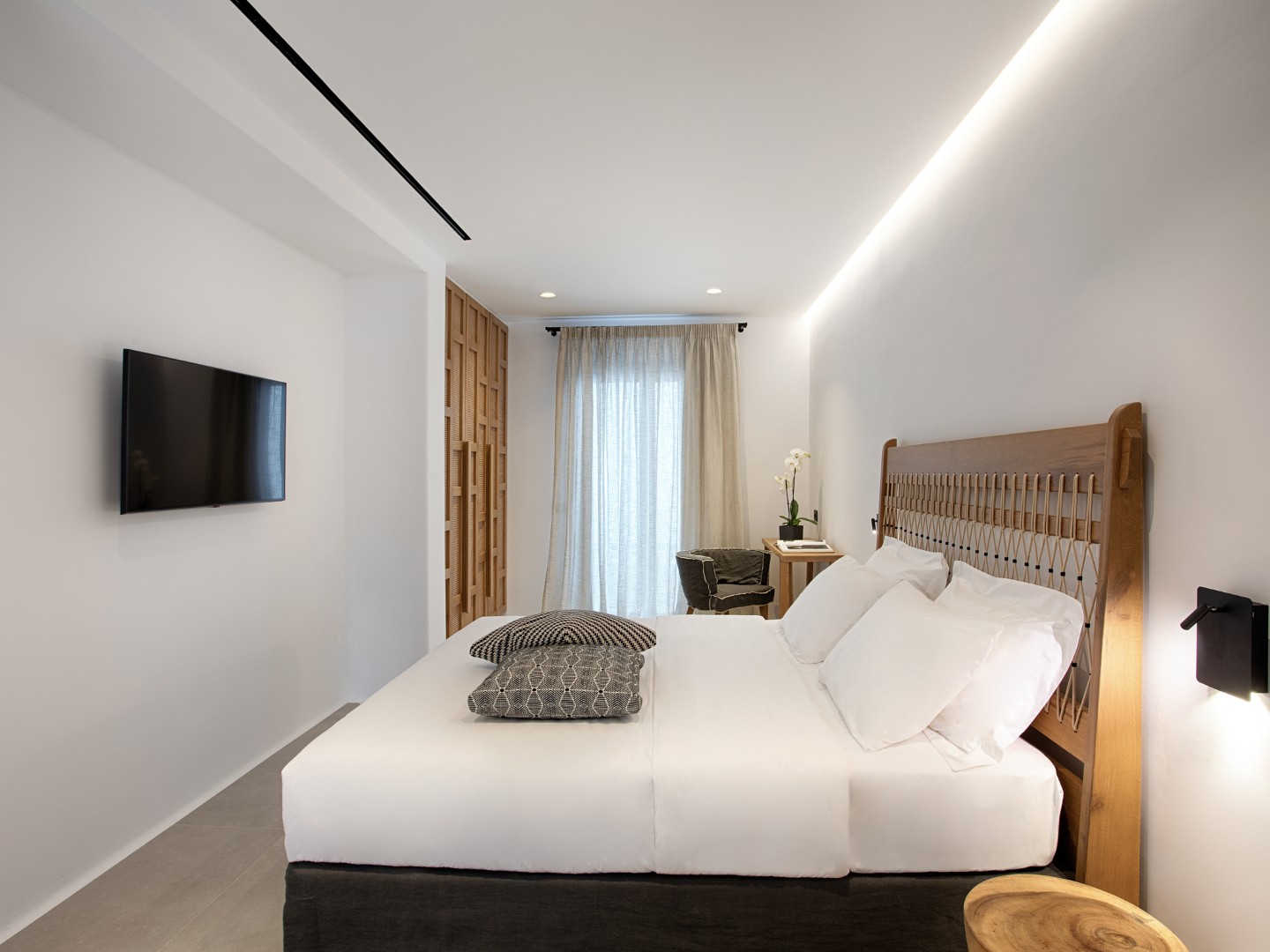 Villa Miracle Mykonos | Luxury Villa for 11 guests at Super Paradise