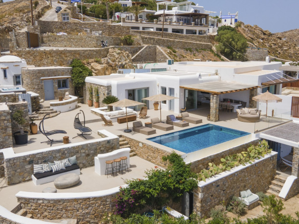 Villa Sandy Mykonos 4-Bed Villa for rent with Infinity Pool & Jacuzzi