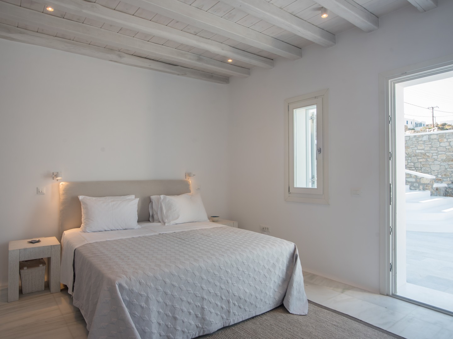 Rent Villa Nafsithoi Mykonos | 10-Bed Luxury Rental