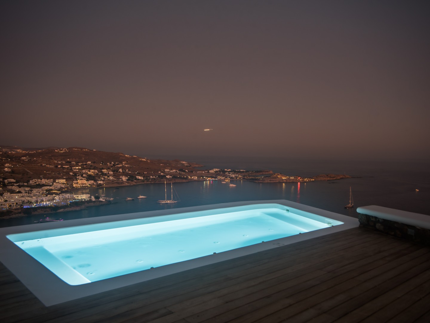 Rent Villa Nafsithoi Mykonos | 10-Bed Luxury Rental